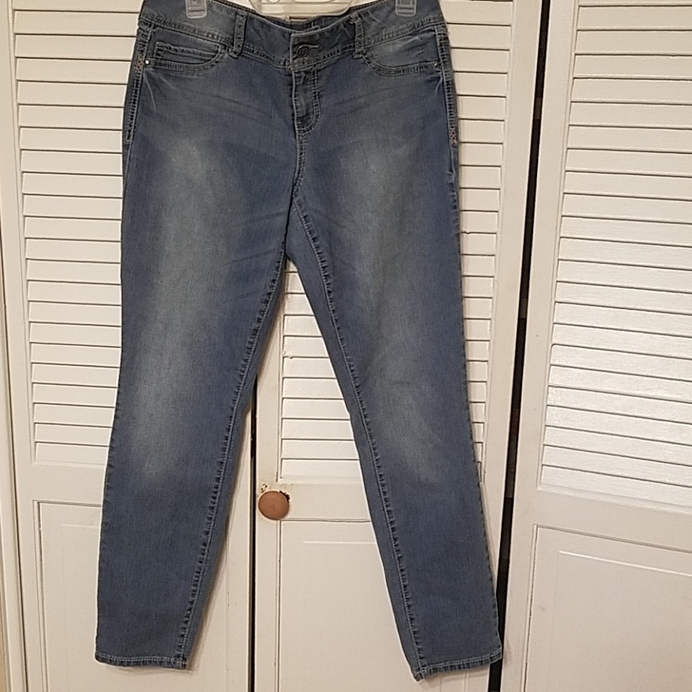 Maurices Jeans